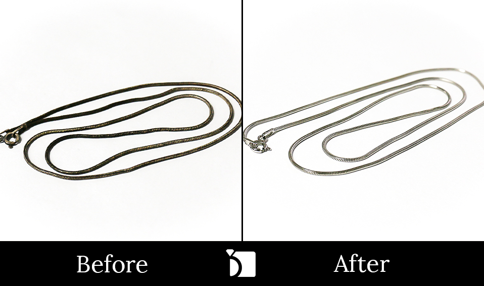 Image Showing Before and After of a Silver Necklace Clean and Polish