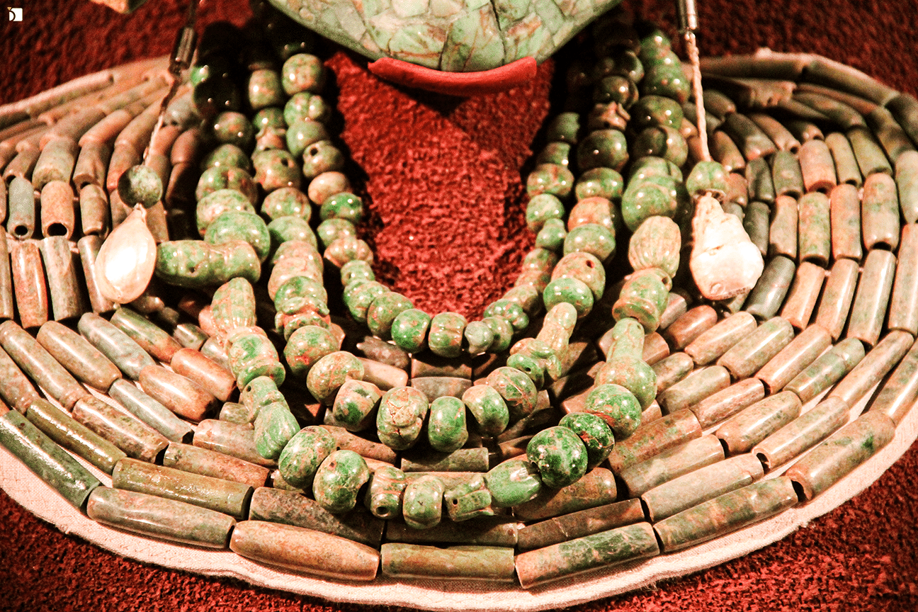 Ancient Central and South America Maya Jade Necklace of Kinich Hanab Pakal Ruler of Palenque