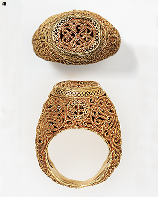Image showing Khalili Collection Islamic Art Gold Rings