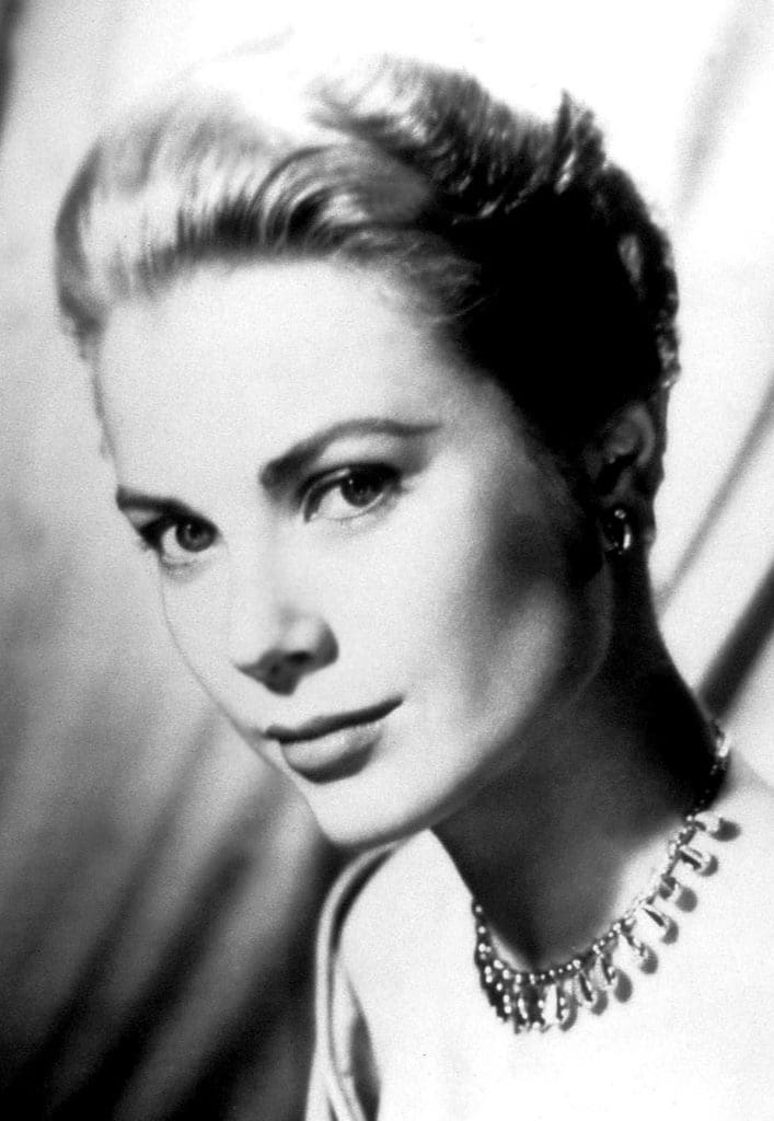 Black and white photo of 1950s actress Grace Kelly